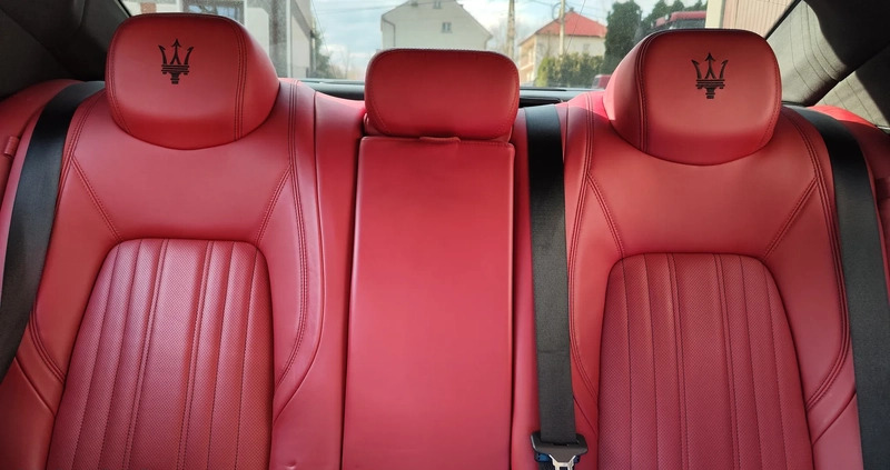Maserati Ghibli cena 126000 przebieg: 100000, rok produkcji 2016 z Łobez małe 92